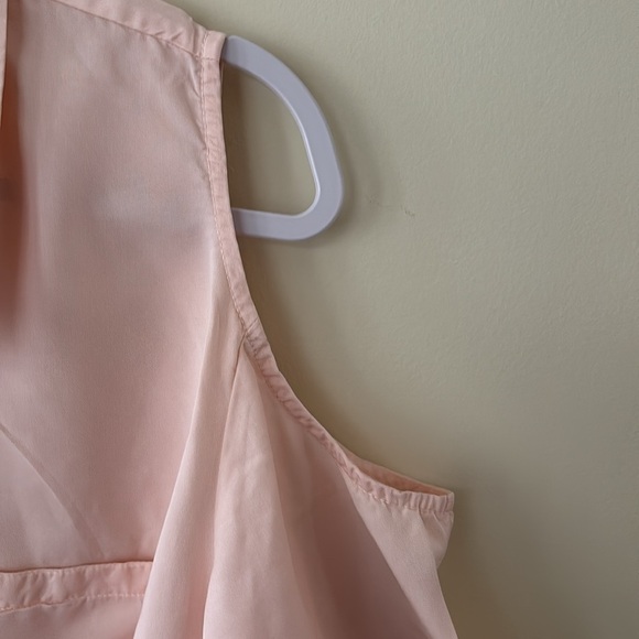 Crown & Ivy Curvy Light Pink Cold Shoulder Button Down Shirt Size 3X - Picture 3 of 12